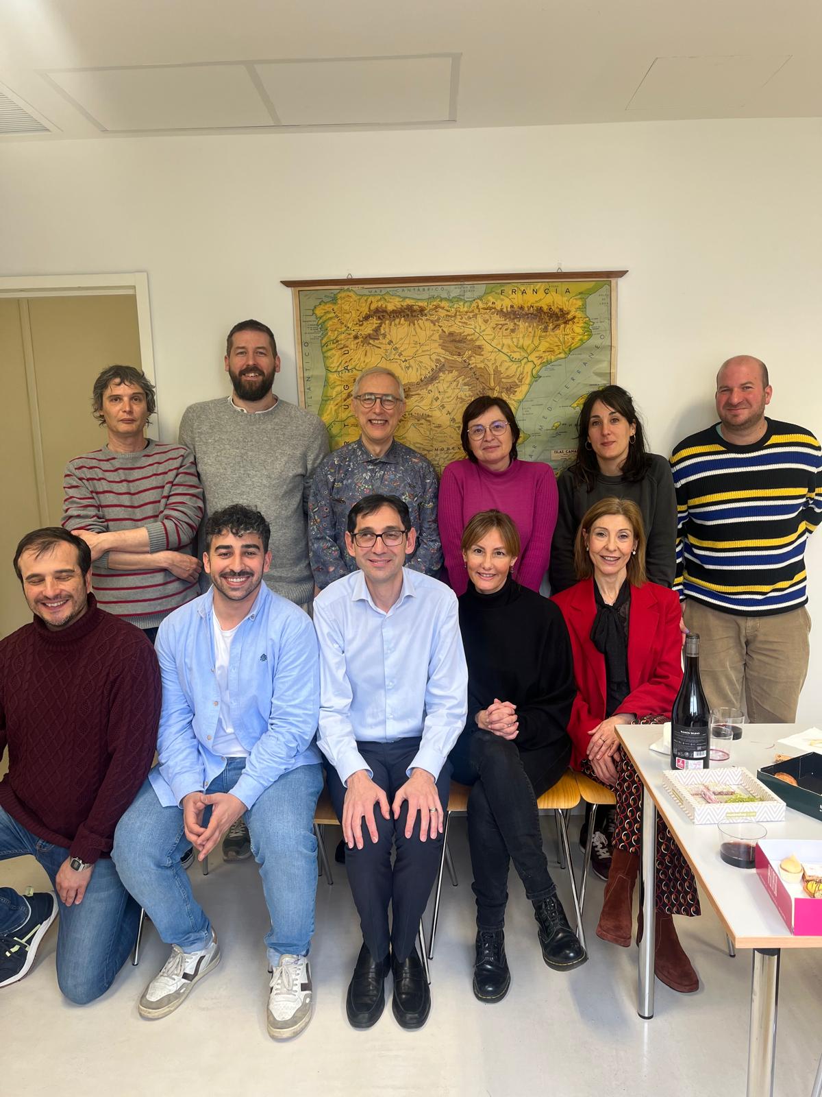 Rafael de Miguel Grupo Argos Catedrático de Didáctica de las Ciencias Sociales